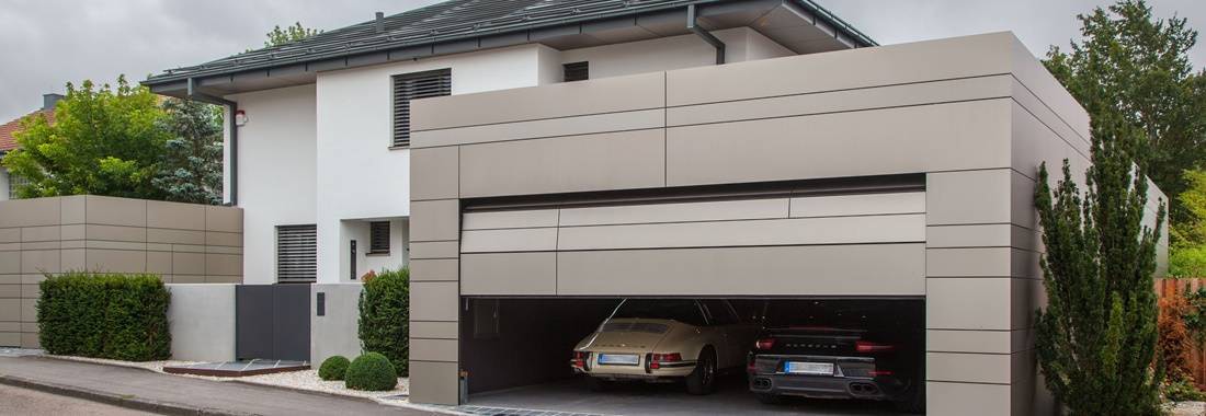 AquaLOCK Door