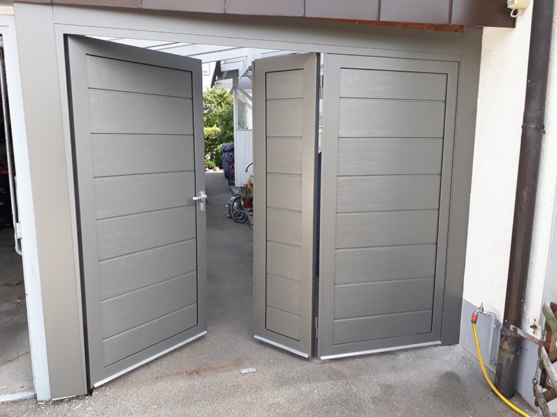 AquaLOCK Door