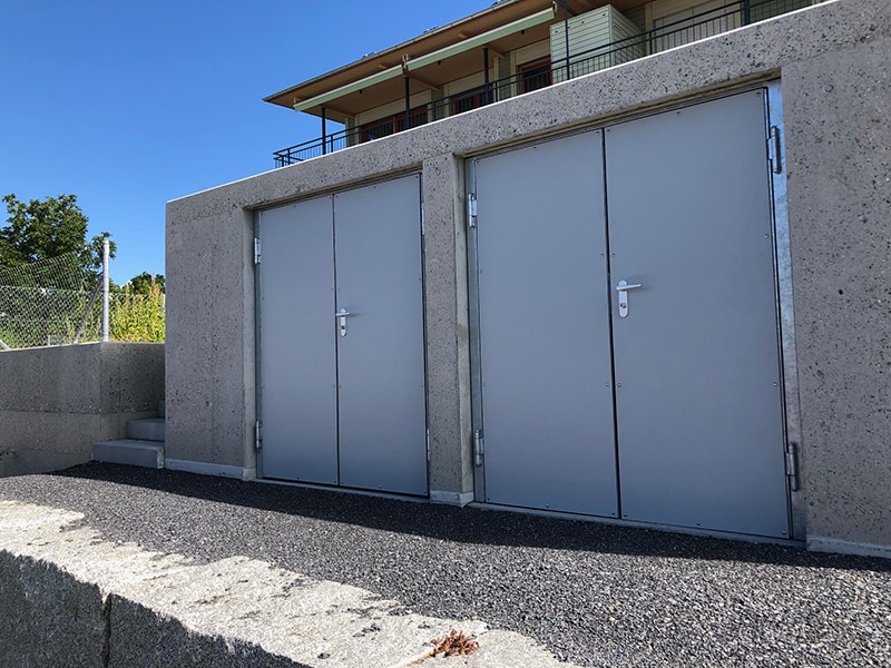 AquaLOCK Door
