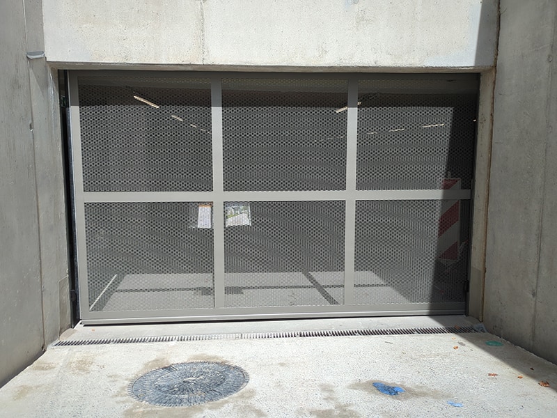AquaLOCK Door