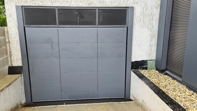 AquaLOCK Door