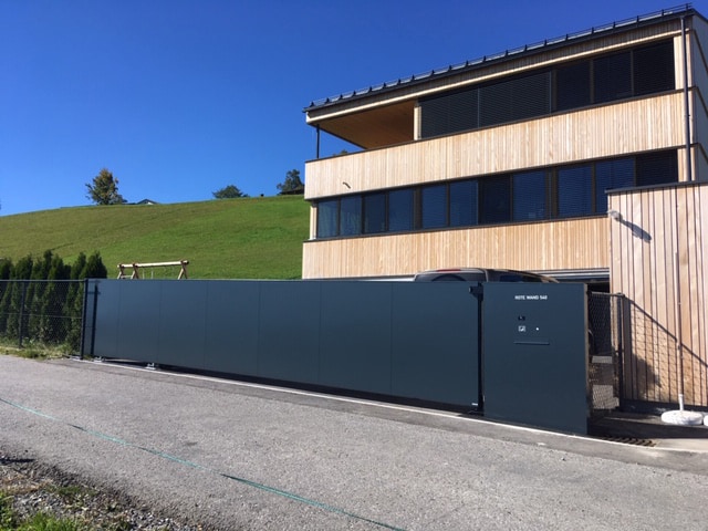 AquaLOCK Door