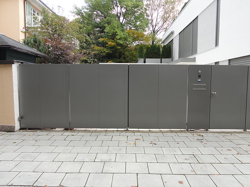 AquaLOCK Door