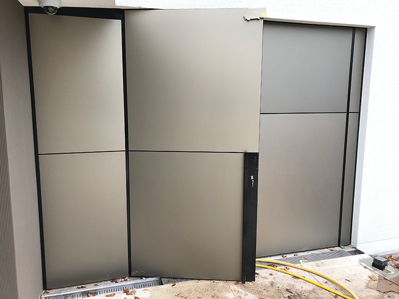 AquaLOCK Door